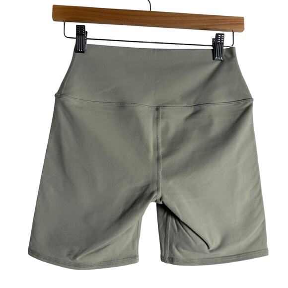 Alo Yoga Airbrush 5” Sage Green High Waist Biker Athletic Workout Shorts S - Picture 9 of 9